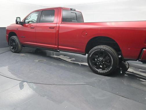 Molten Red Pearlcoat 2026 RAM 3500 Laramie Crew Cab 4x4 8' Box