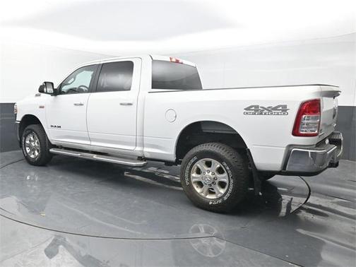 2022 RAM 2500 Big Horn Crew Cab 4x4 6'4' Box