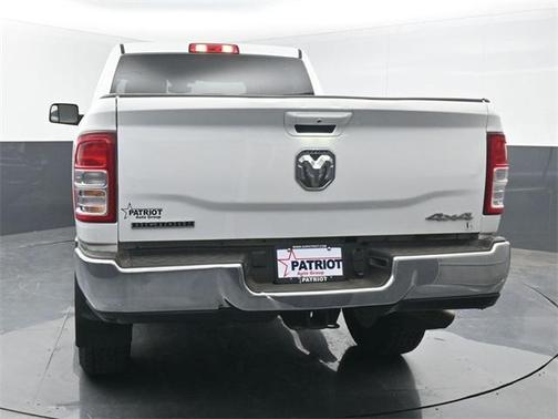 2022 RAM 2500 Big Horn Crew Cab 4x4 6'4' Box