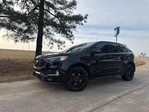 2022 Ford Edge ST