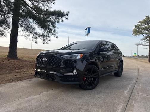 2022 Ford Edge ST
