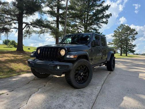 Gator Clearcoat 2020 Jeep Gladiator Overland