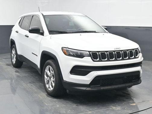 Bright White Clearcoat 2025 Jeep Compass Sport
