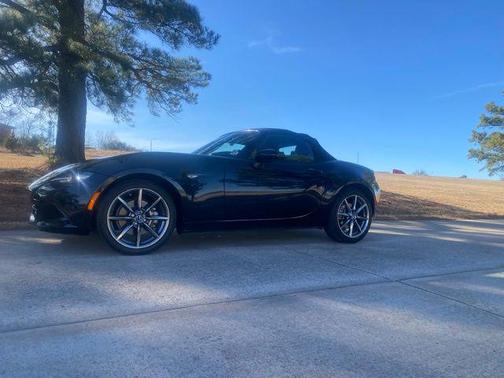 2022 Mazda MX-5 Miata Grand Touring