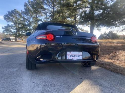 2022 Mazda MX-5 Miata Grand Touring