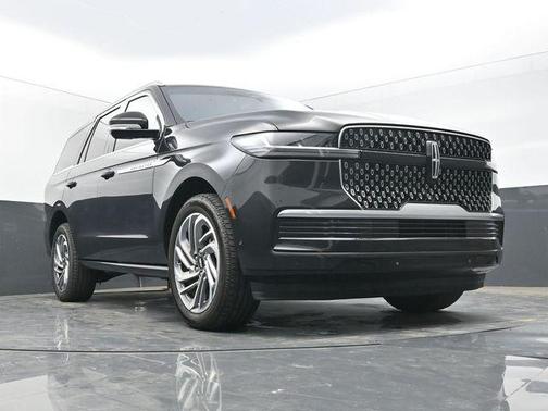Starlight 2025 Lincoln Navigator Reserve