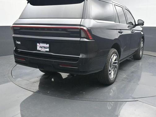Starlight 2025 Lincoln Navigator Reserve