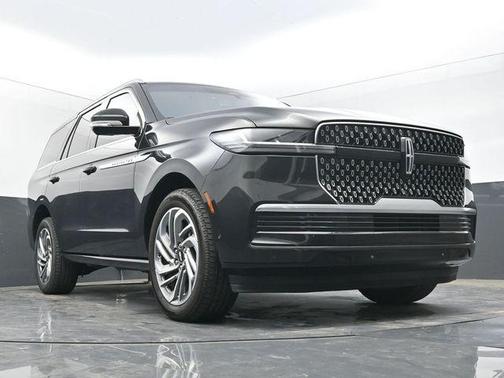 Starlight 2025 Lincoln Navigator Reserve