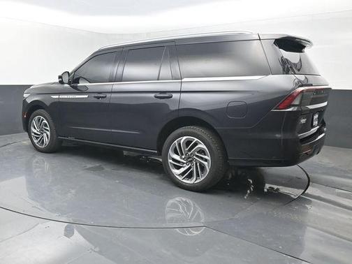 Starlight 2025 Lincoln Navigator Reserve
