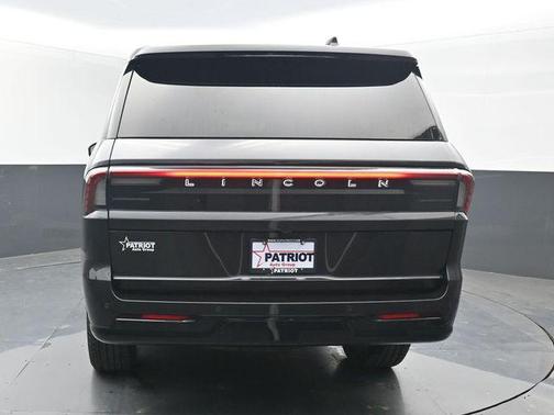 Starlight 2025 Lincoln Navigator Reserve
