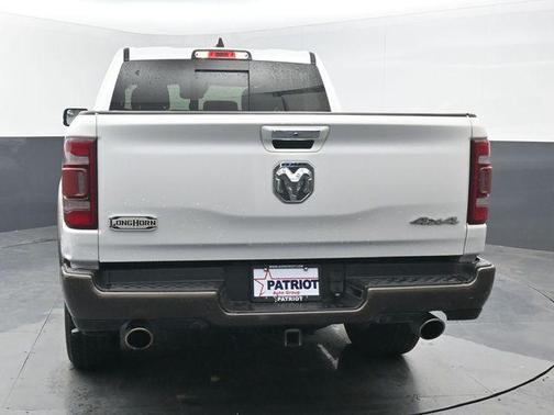 Ivory White Tri-Coat Pearlcoat 2022 RAM 1500 Longhorn