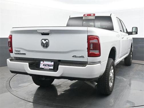 2024 RAM 2500 Laramie Crew Cab 4x4 6'4' Box