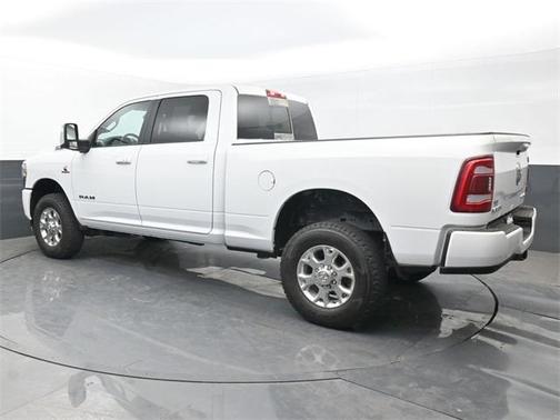 2024 RAM 2500 Laramie Crew Cab 4x4 6'4' Box