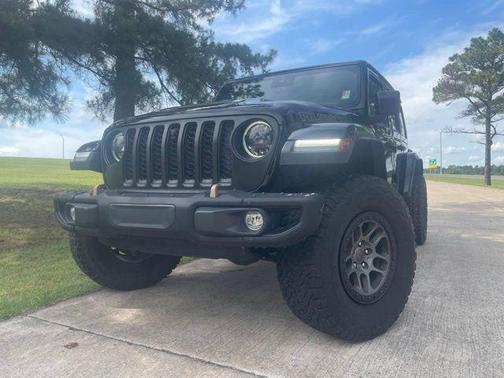 Black Clearcoat 2023 Jeep Wrangler Rubicon 392