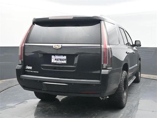 2020 Cadillac Escalade Luxury