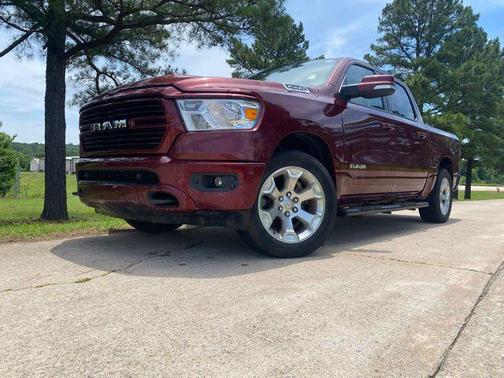 Delmonico Red Pearlcoat 2019 RAM 1500 Big Horn