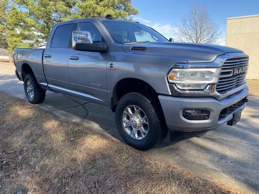 2024 RAM 2500 Laramie Crew Cab 4x4 6'4' Box