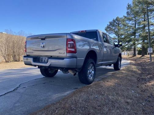 2024 RAM 2500 Laramie Crew Cab 4x4 6'4' Box