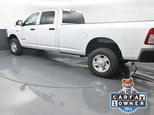 Bright White Clearcoat 2021 RAM 2500 Tradesman Crew Cab 4x4 8' Box