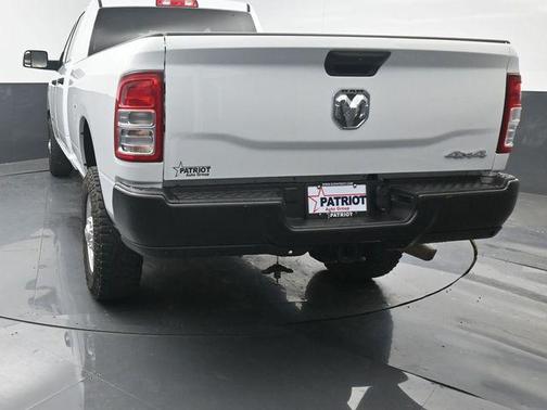 Bright White Clearcoat 2021 RAM 2500 Tradesman Crew Cab 4x4 8' Box