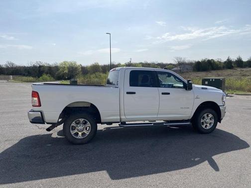 2023 RAM 2500 Big Horn Crew Cab 4x4 6'4' Box