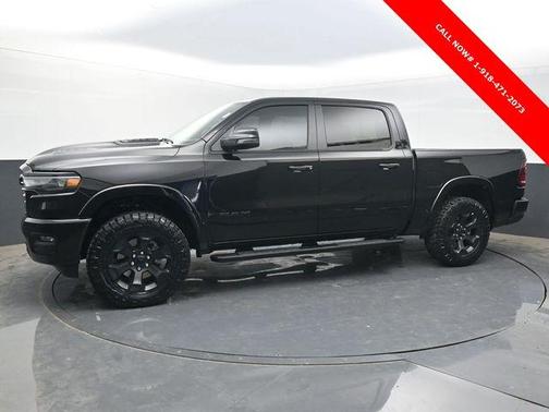 Diamond Black Crystal Pearlcoat 2026 RAM 1500 Laramie