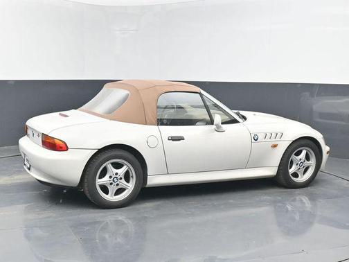 Alpine White 1998 BMW Z3 1.9 Roadster