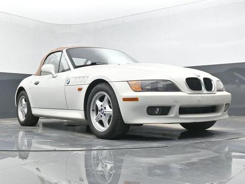 Alpine White 1998 BMW Z3 1.9 Roadster