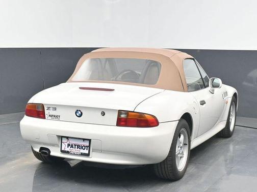 Alpine White 1998 BMW Z3 1.9 Roadster