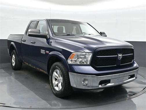 2017 RAM 1500 SLT