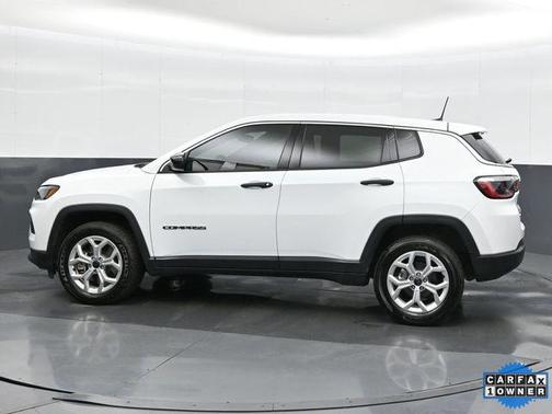 Bright White Clearcoat 2025 Jeep Compass Sport