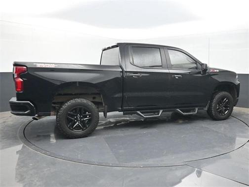 2022 Chevrolet Silverado 1500 Custom Trail Boss