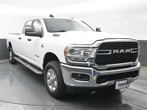 2023 RAM 2500 Big Horn Crew Cab 4x4 8' Box