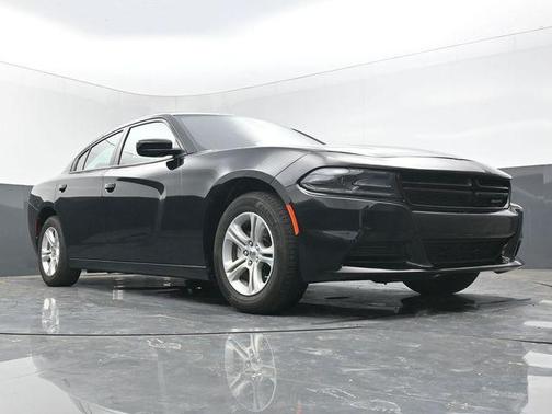 Pitch Black Clearcoat 2022 Dodge Charger SXT