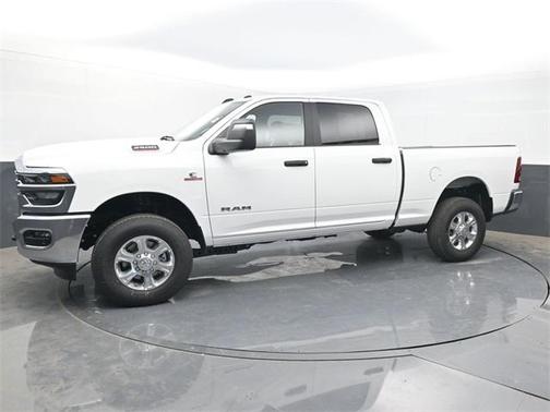 2025 RAM 2500 Big Horn Crew Cab 4x4 6'4' Box