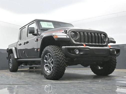 Granite Crystal Metallic Clearcoat 2026 Jeep Gladiator Mojave 4x4