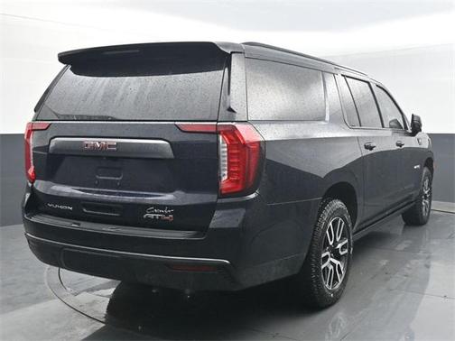 2021 GMC Yukon XL 4WD AT4