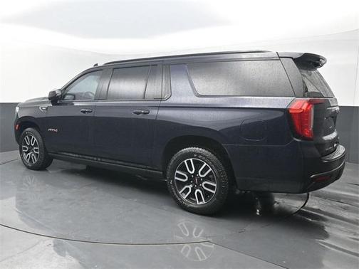 2021 GMC Yukon XL 4WD AT4