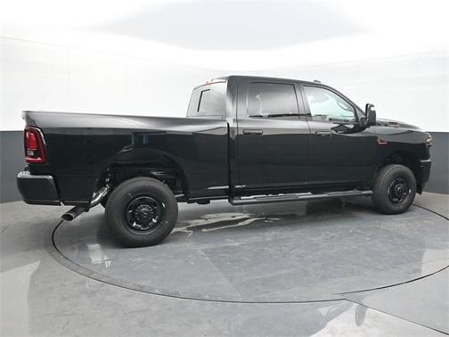 2025 RAM 2500 Tradesman Crew Cab 4x4 6'4' Box