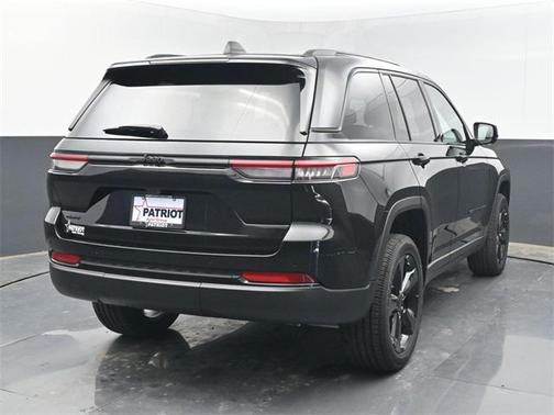 2025 Jeep Grand Cherokee Altitude