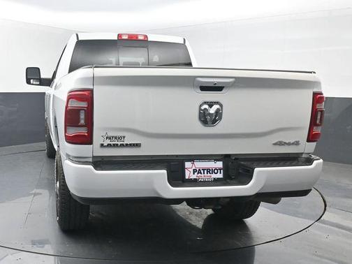 Bright White Clearcoat 2024 RAM 2500 Laramie Crew Cab 4x4 6'4' Box
