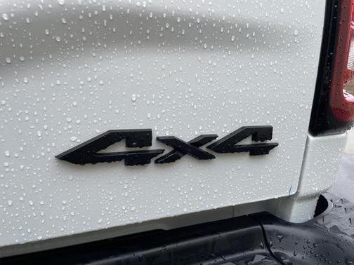 2025 RAM 3500 Tradesman Crew Cab 4x4 8' Box