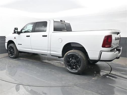 2025 RAM 2500 Big Horn Crew Cab 4x4 6'4' Box