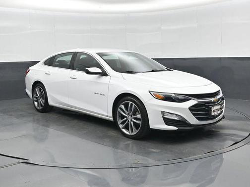 Summit White 2023 Chevrolet Malibu FWD 1LT