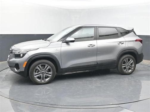2023 Kia Seltos LX