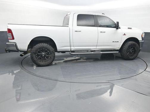 2022 RAM 2500 Big Horn Crew Cab 4x4 6'4' Box