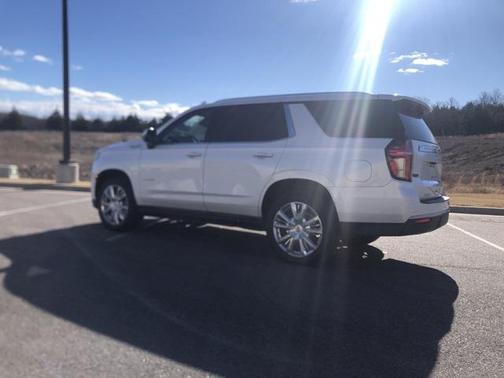 2023 Chevrolet Tahoe 4WD High Country