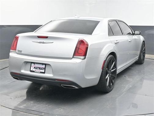 2020 Chrysler 300 S