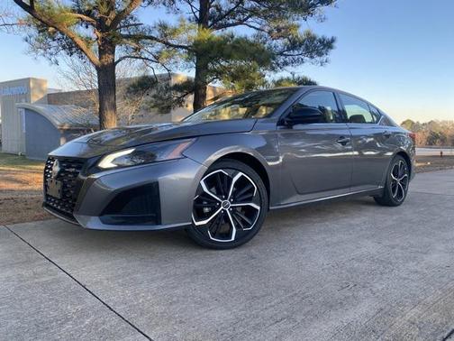 2024 Nissan Altima SR FWD