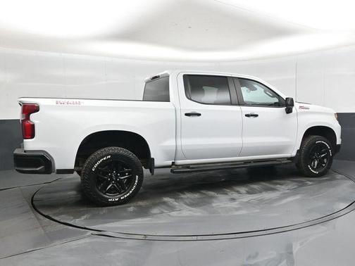 Summit White 2023 Chevrolet Silverado 1500 LT Trail Boss